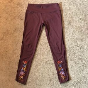 Free People Floral Embroidered Leggings. Size M